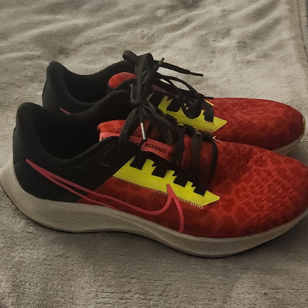 Womens Nike Air Zoom Pegasus